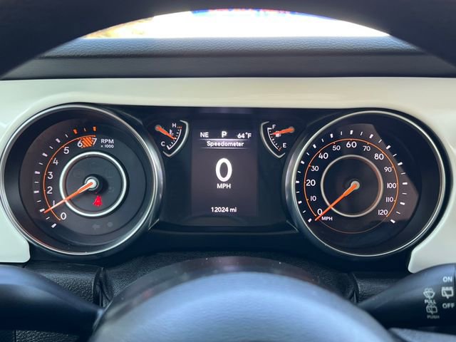 Used 2021 Jeep Wrangler Sport image 19