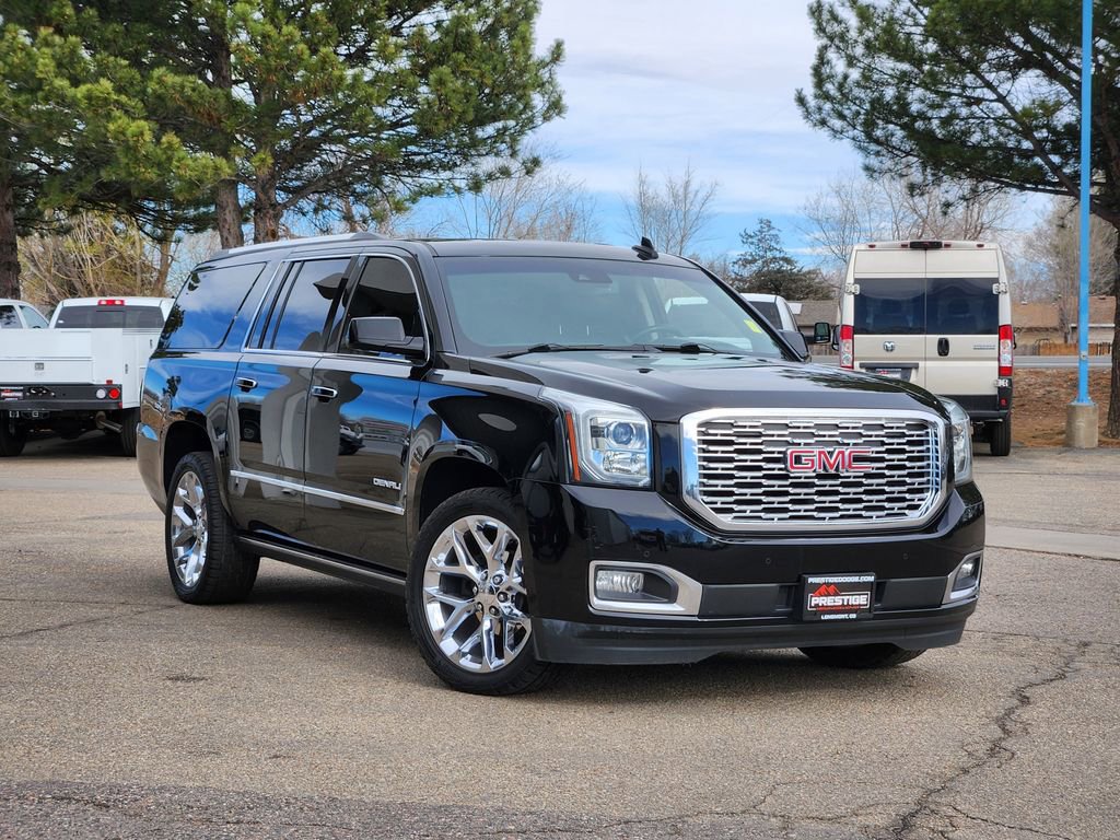 Used 2020 GMC Yukon XL Denali w/ Denali Premium Package image 1