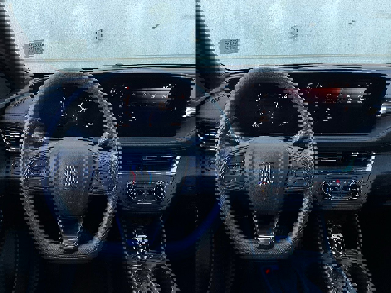 Used 2025 Buick Envista Preferred image 13