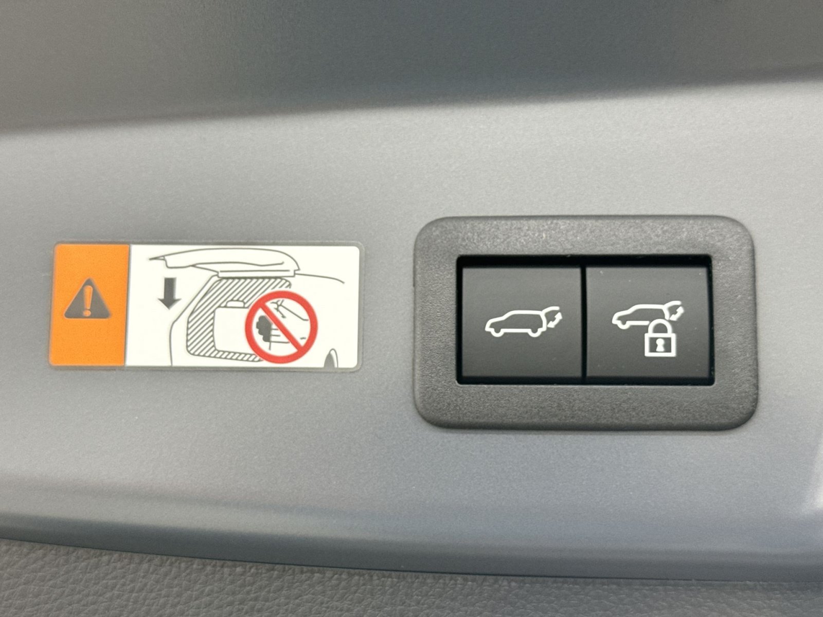 New 2027 Toyota Prius Plug-In Hybrid w/ Limited Premium Package FWD image 34
