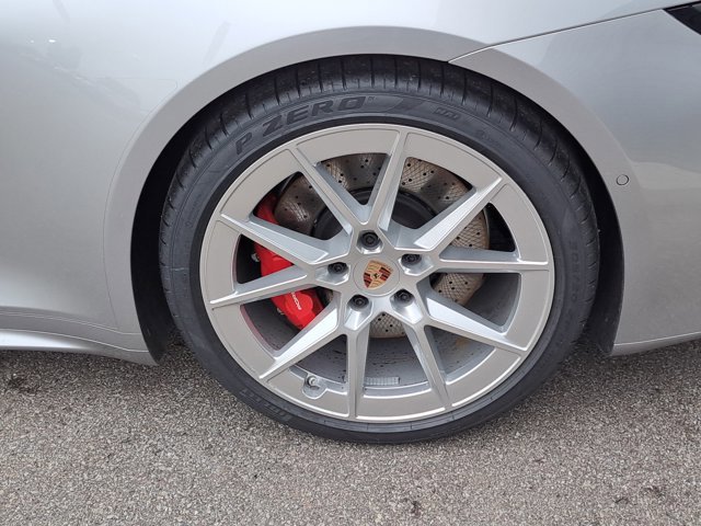 New 2026 Porsche 911 Carrera 4S image 13