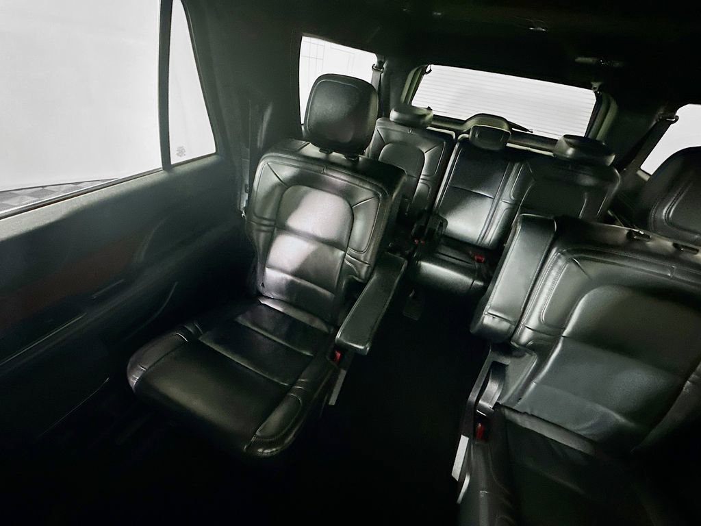 Used 2022 Lincoln Navigator L Standard image 12