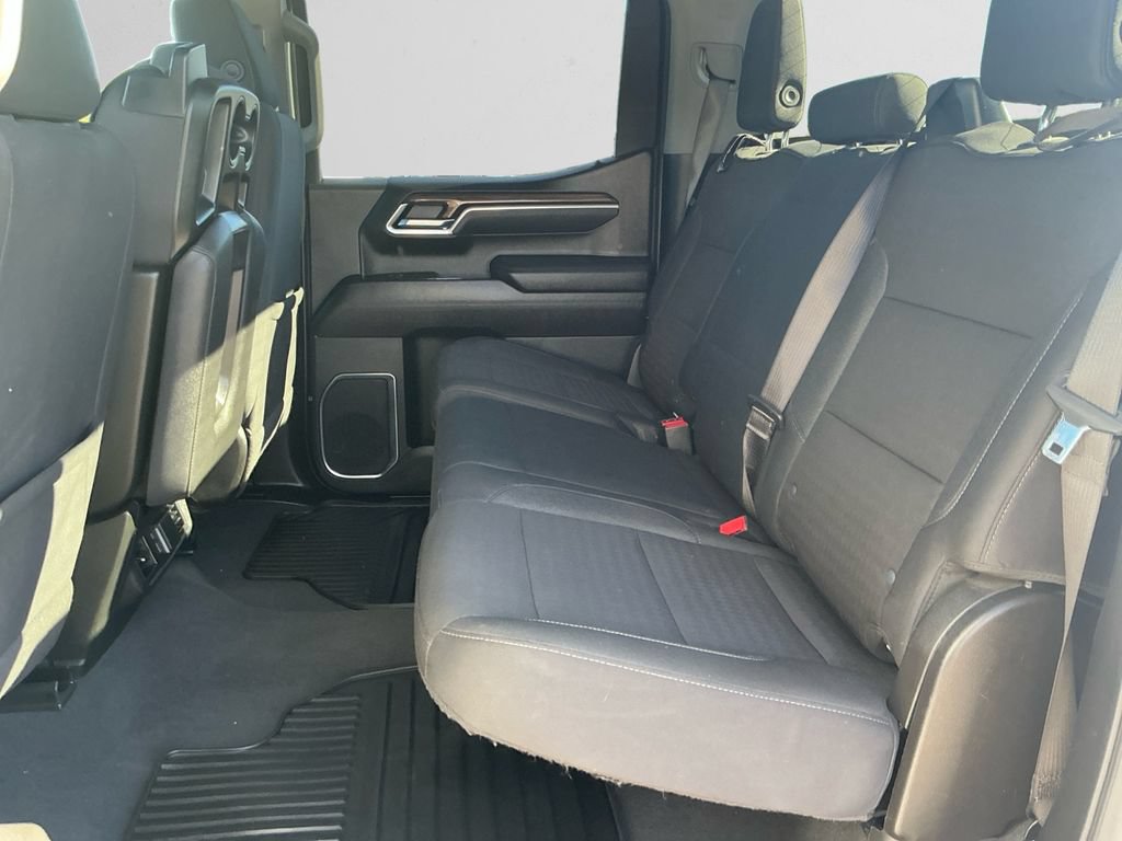 Used 2025 Chevrolet Silverado 1500 LT AWD/4WD image 13
