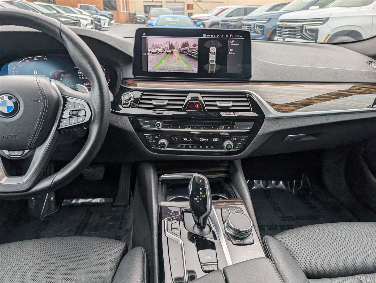 Used 2022 BMW 530i xDrive w/ Premium Package image 18