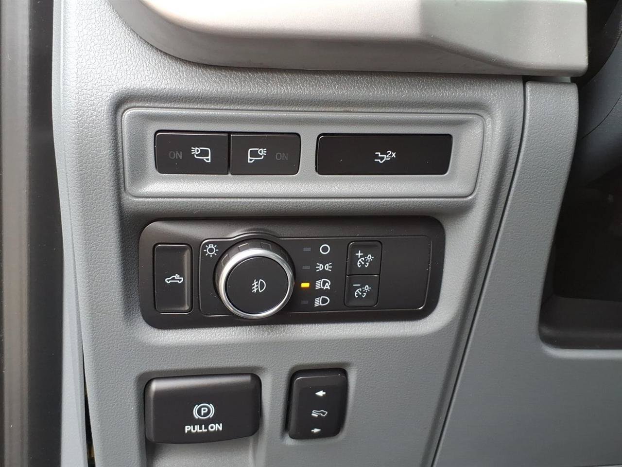 Used 2022 Ford F150 XLT w/ Equipment Group 302A High AWD/4WD image 6