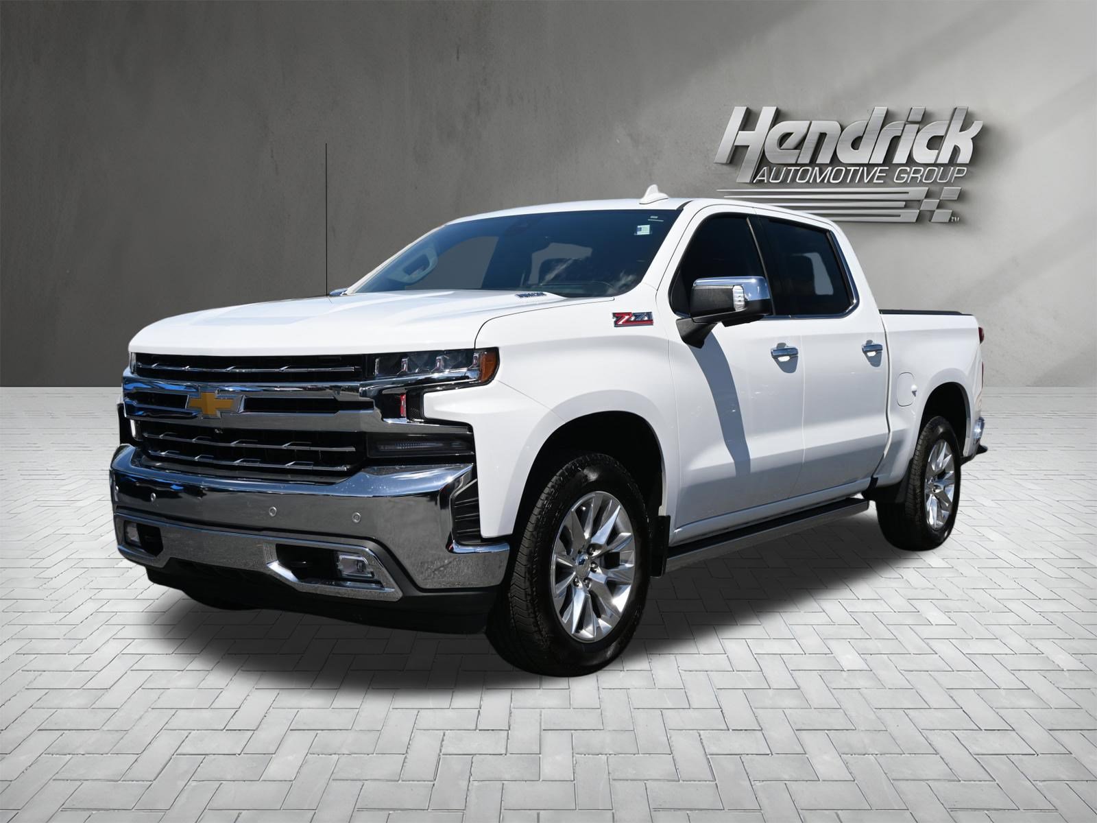 Used 2022 Chevrolet Silverado 1500 LTZ w/ LTZ Premium Package AWD/4WD image 5