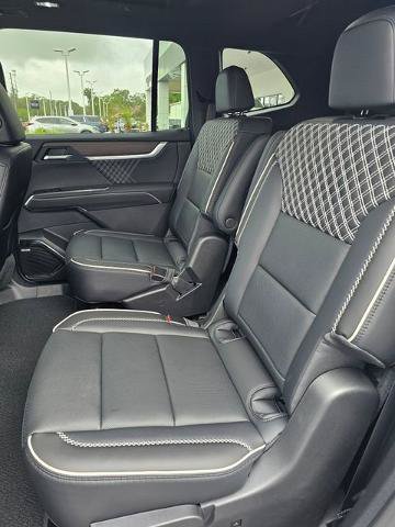 New 2026 GMC Acadia Denali w/ Super Cruise Package FWD image 19