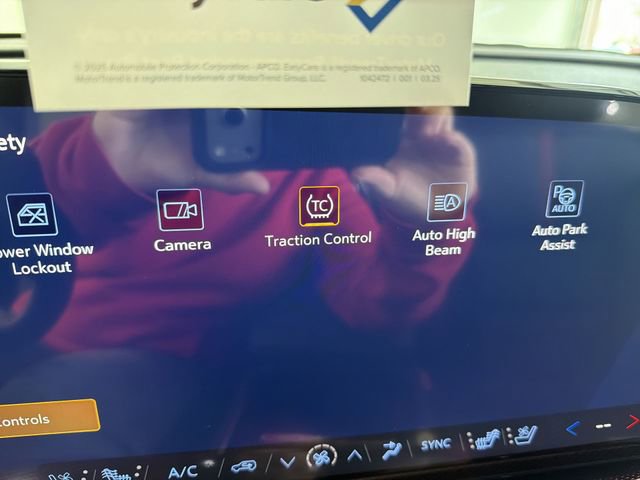 New 2026 Chevrolet Traverse RS image 37