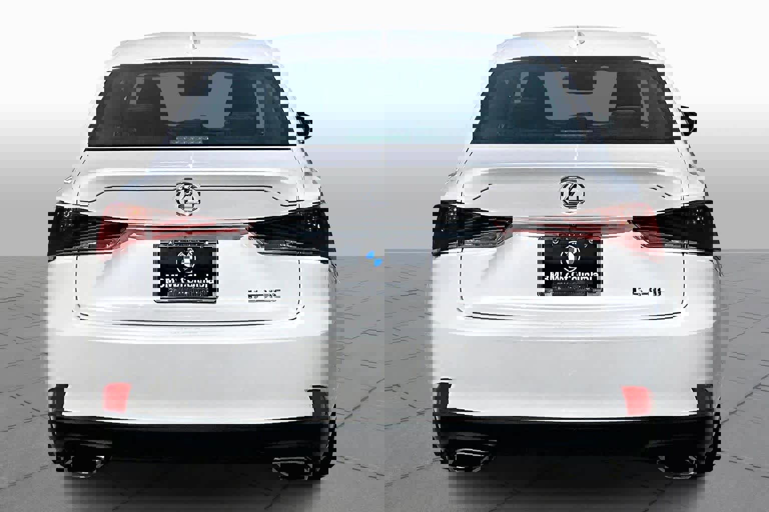 Used 2020 Lexus IS 300 w/ Accessory Package 2 image 4