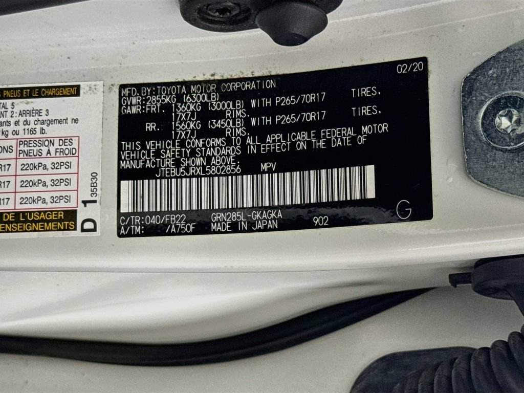 Used 2020 Toyota 4Runner SR5 AWD/4WD image 30