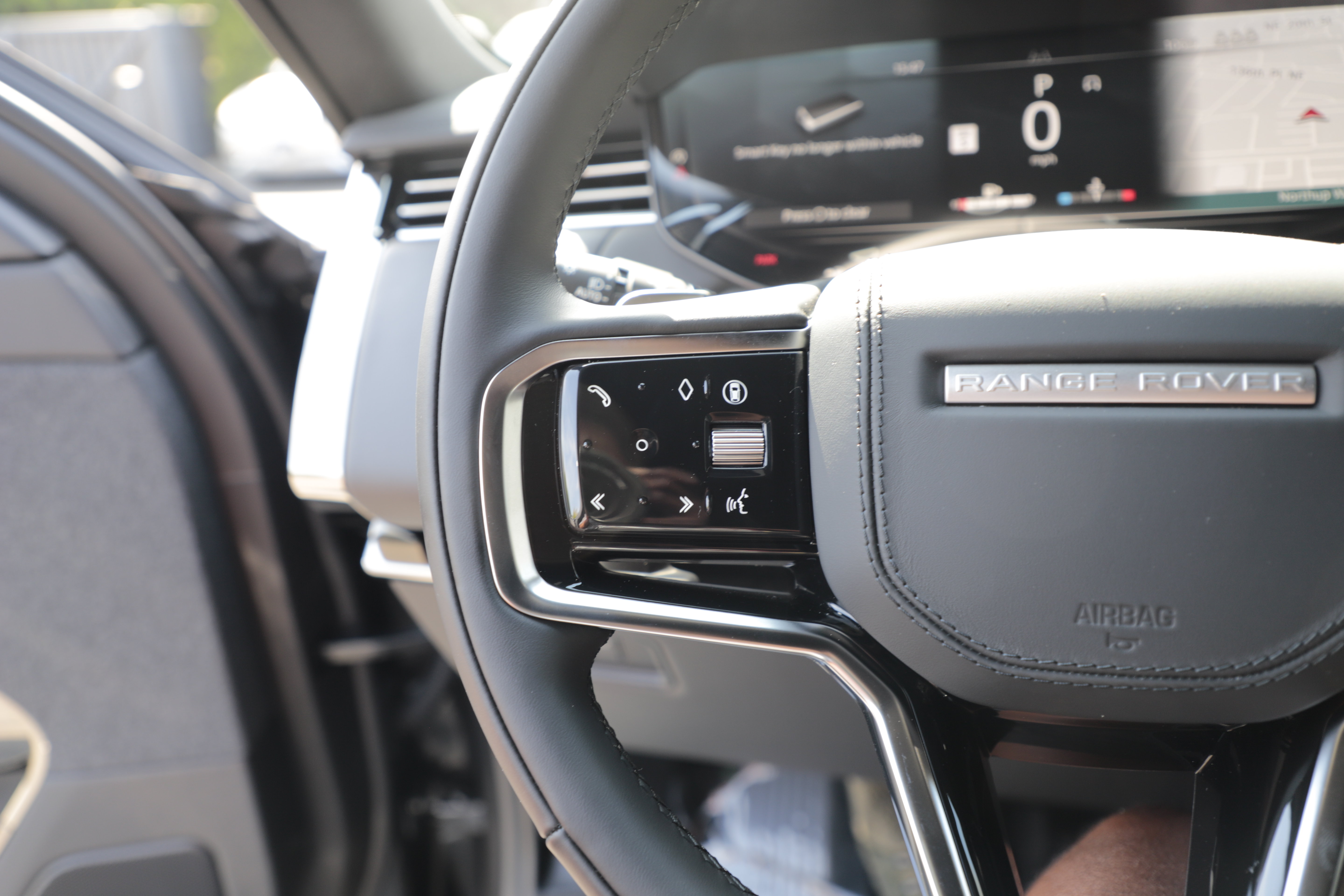 New 2026 Land Rover Range Rover Sport SE AWD/4WD image 23