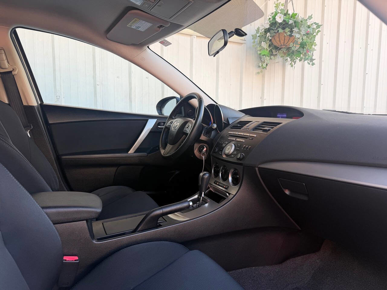 Used 2010 MAZDA MAZDA3 s Sport FWD image 17