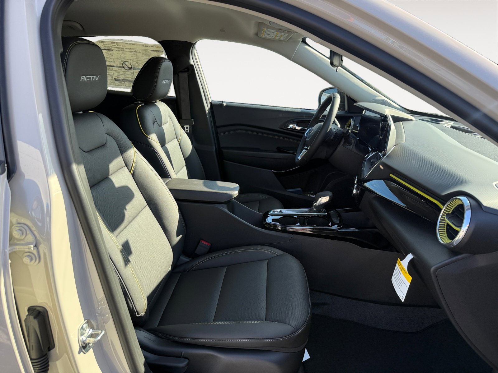 New 2026 Chevrolet Trax ACTIV w/ Driver Confidence Package image 19