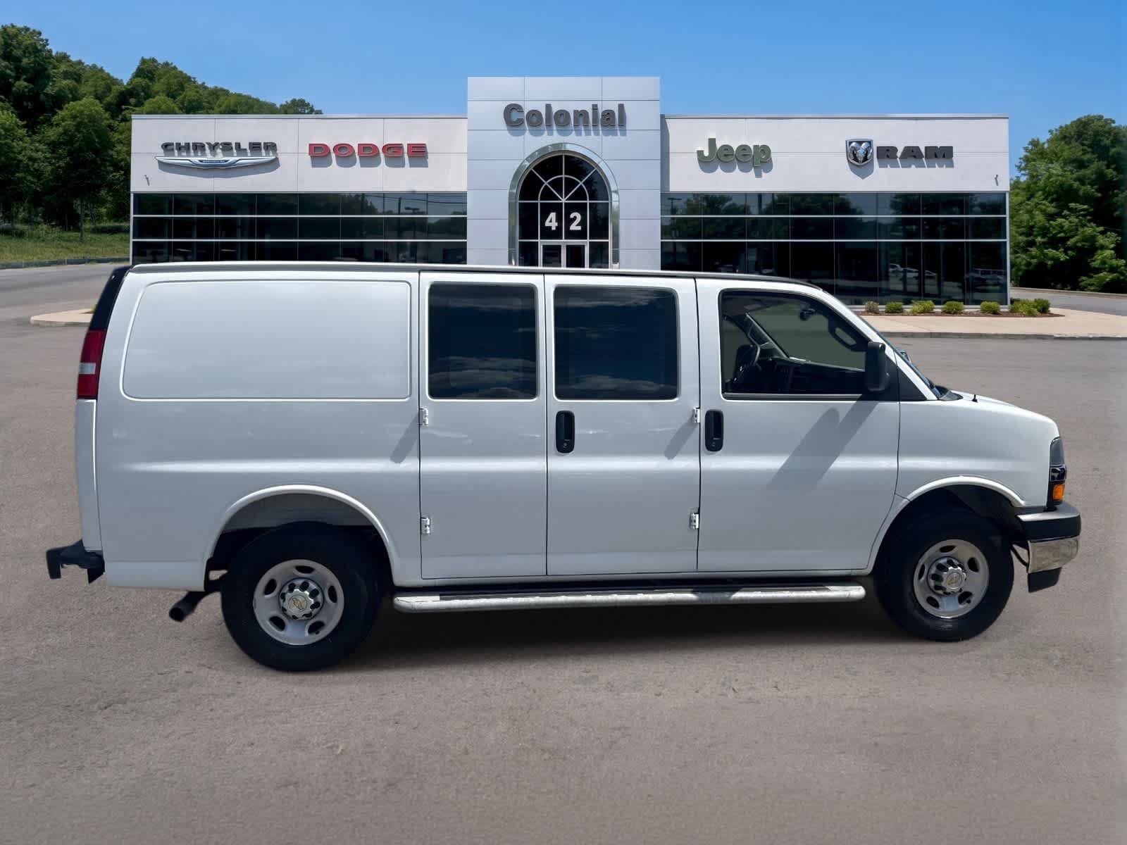 Used 2025 Chevrolet Express 2500 w/ Driver Convenience Package RWD image 9