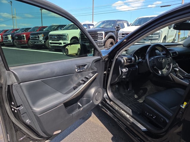 Used 2016 Lexus IS 300 AWD image 7