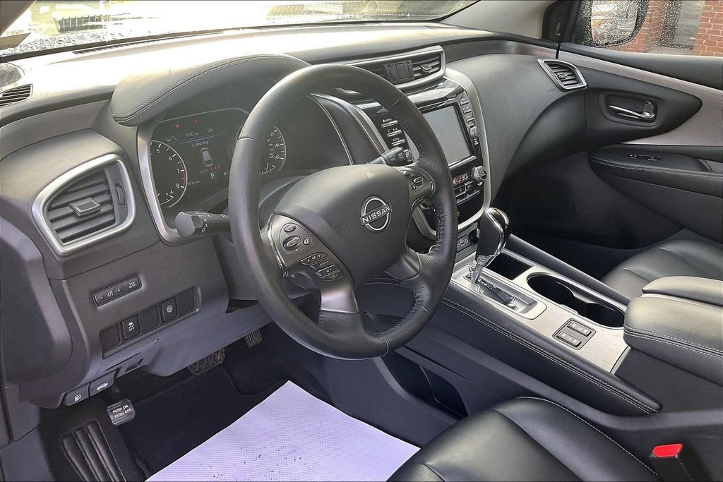 Used 2024 Nissan Murano SV w/ SV Midnight Edition Package image 13