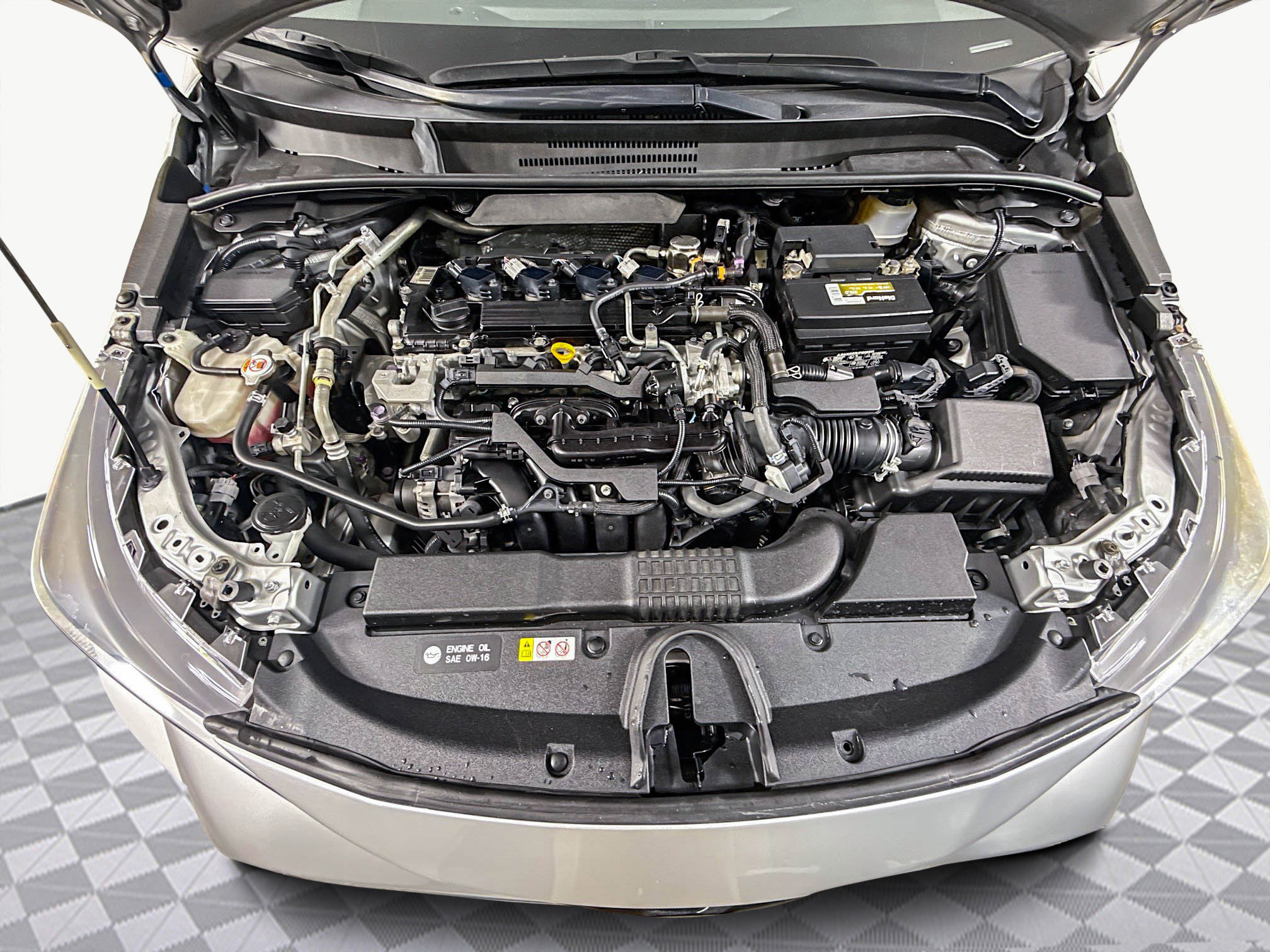 Used 2020 Toyota Corolla XSE image 39