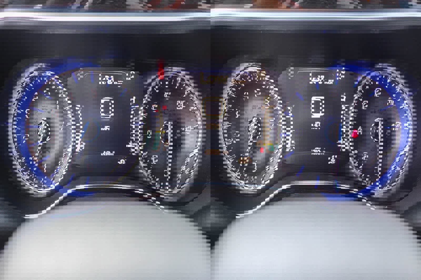 Used 2023 Chrysler Pacifica Limited image 32