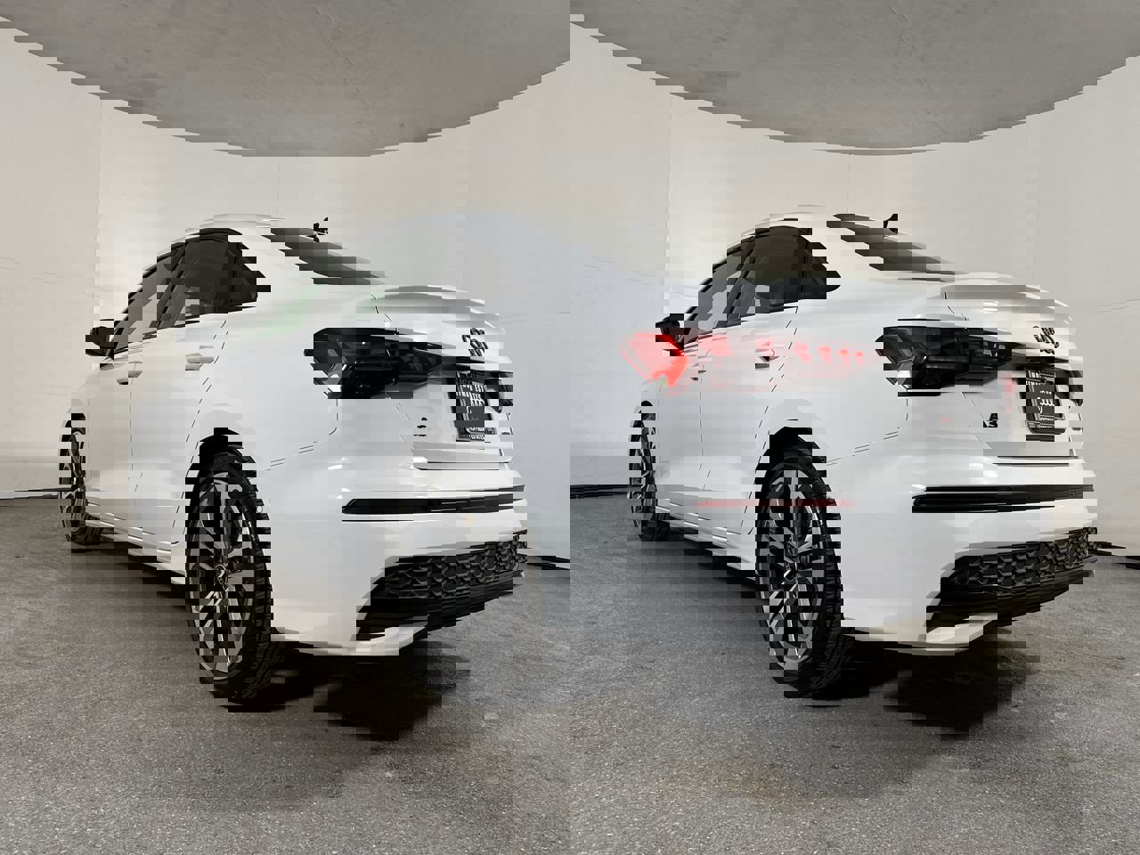 Certified 2025 Audi A3 2.0T Premium Plus w/ Premium Plus Package AWD/4WD image 31