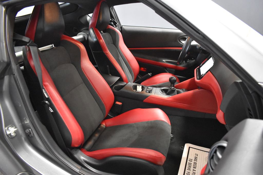 Certified 2024 Nissan Z Performance w/ Floor Mat Package image 14