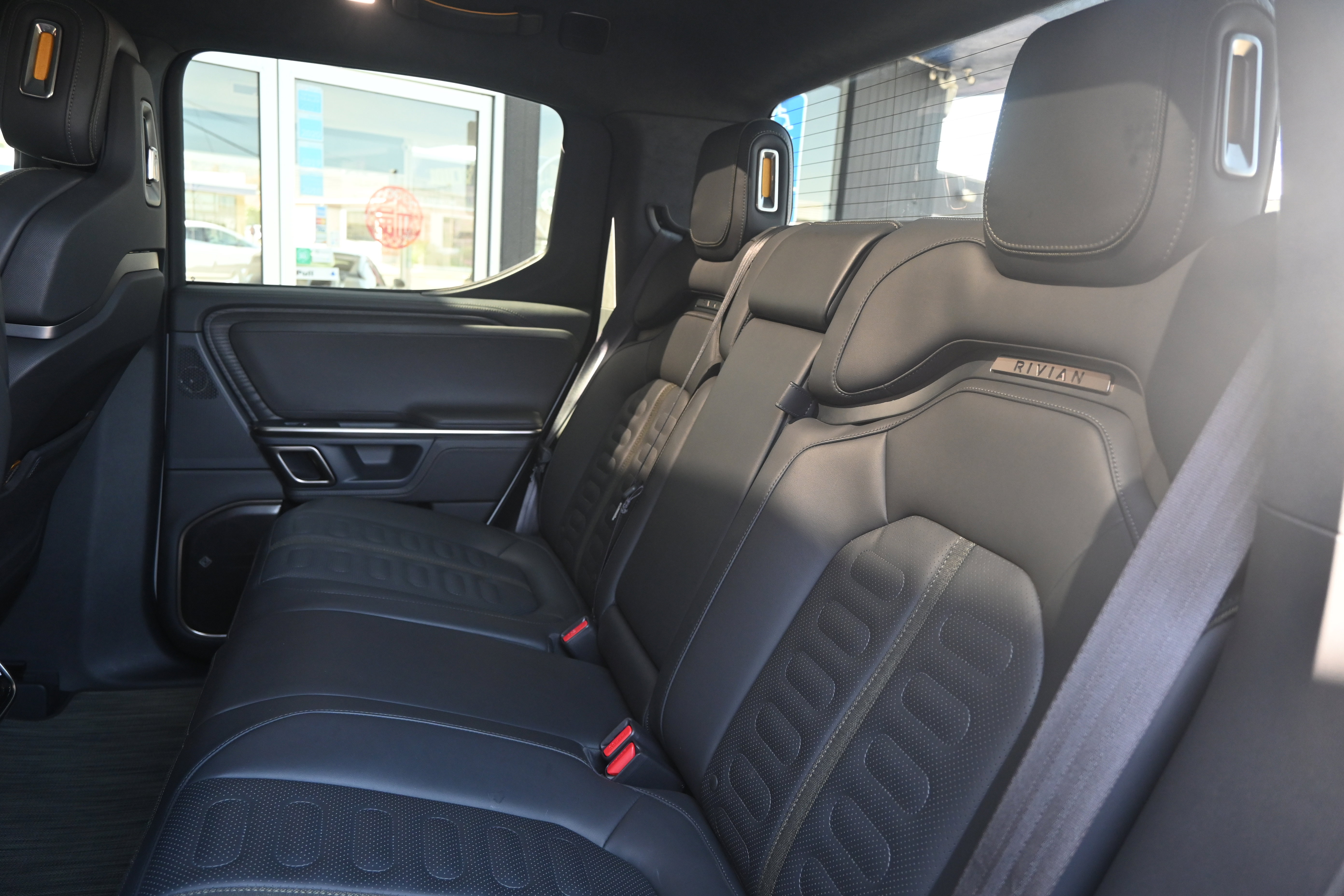 Used 2023 Rivian R1T Adventure image 44