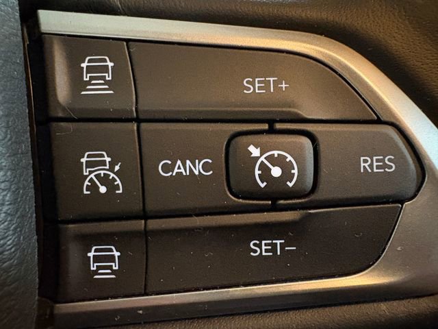 Used 2022 Jeep Compass Limited image 19