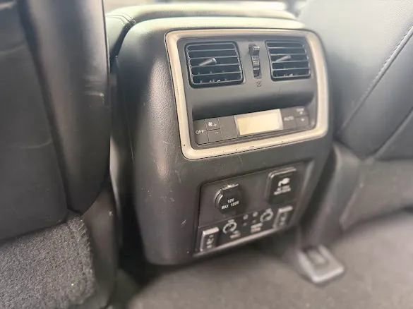 Used 2018 INFINITI QX60 FWD w/ Deluxe Technology Package image 34