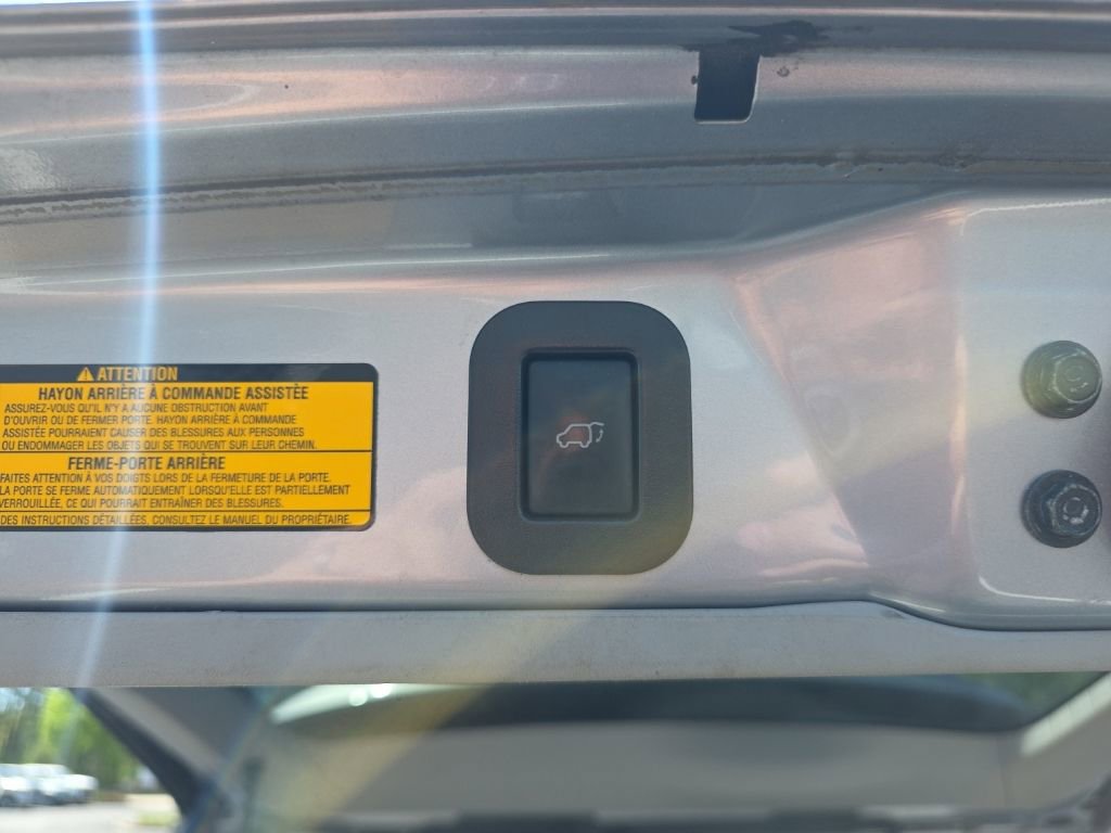 Used 2012 Toyota Sienna XLE w/ XLE Navigation Pkg image 34