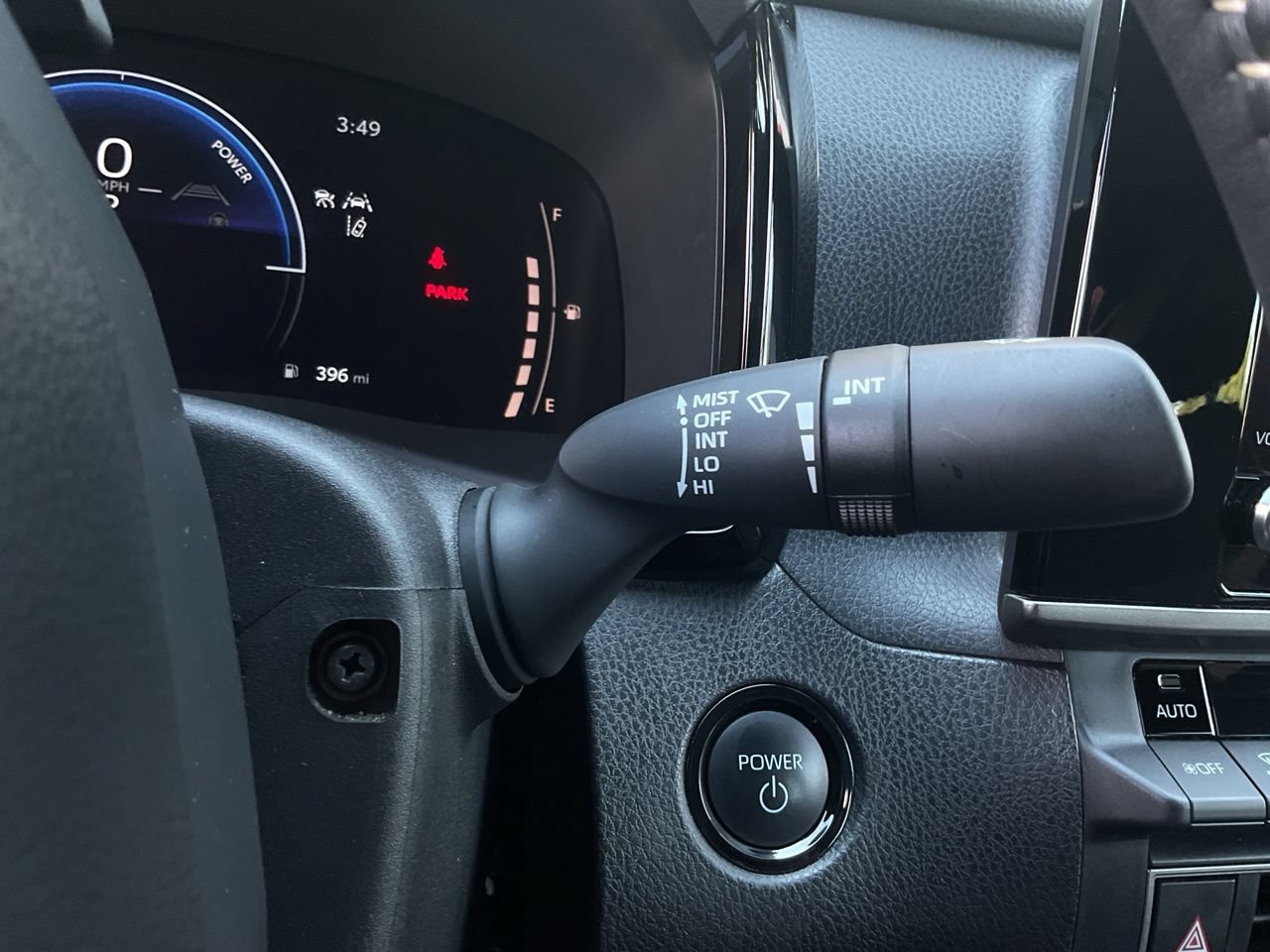 Used 2025 Toyota Camry SE FWD image 33