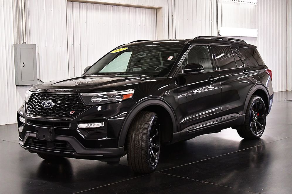 Used 2023 Ford Explorer ST w/ Equipment Group 401A AWD/4WD image 3