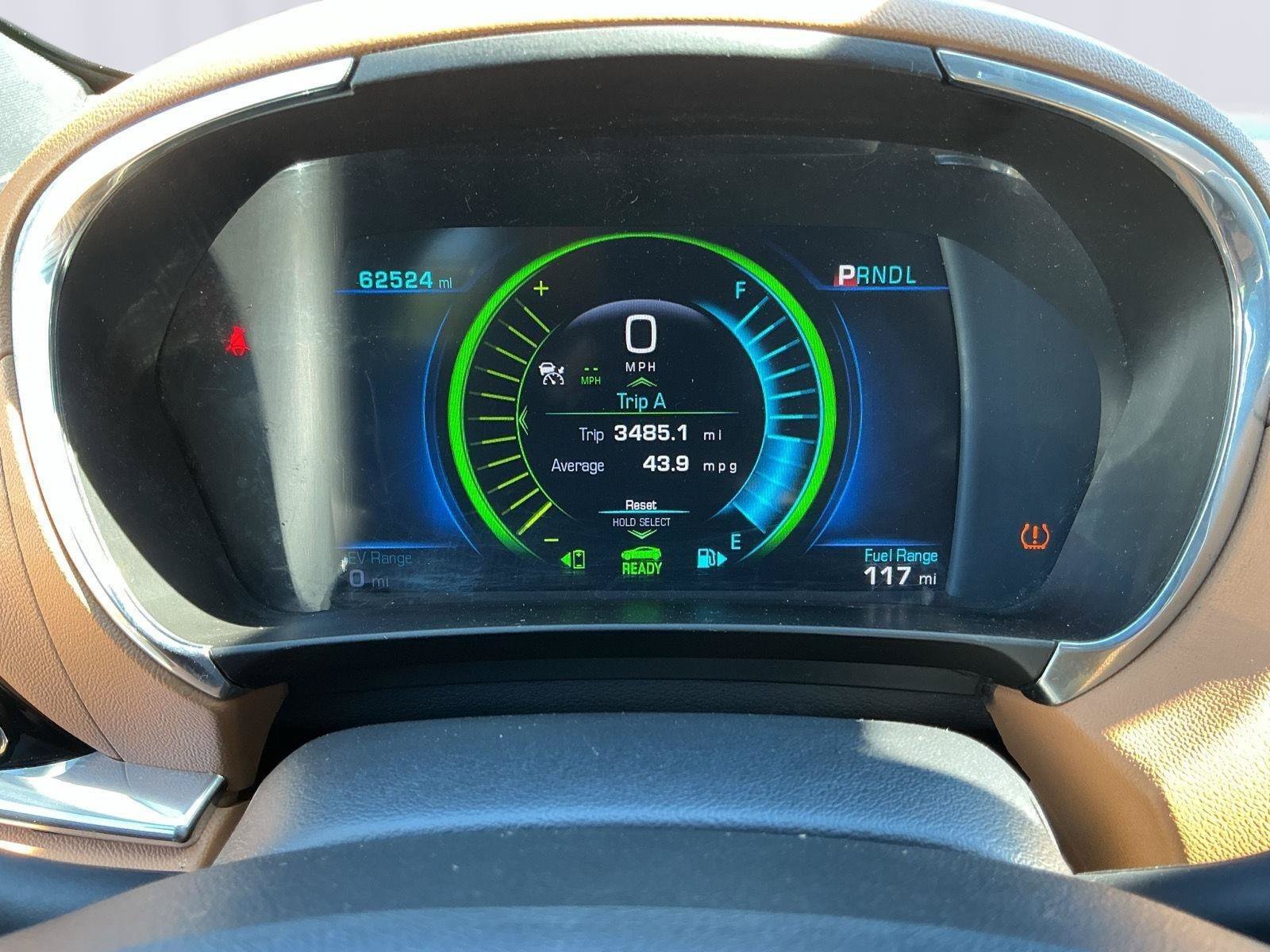 Used 2018 Chevrolet Volt Premier w/ Driver Confidence Package FWD image 11