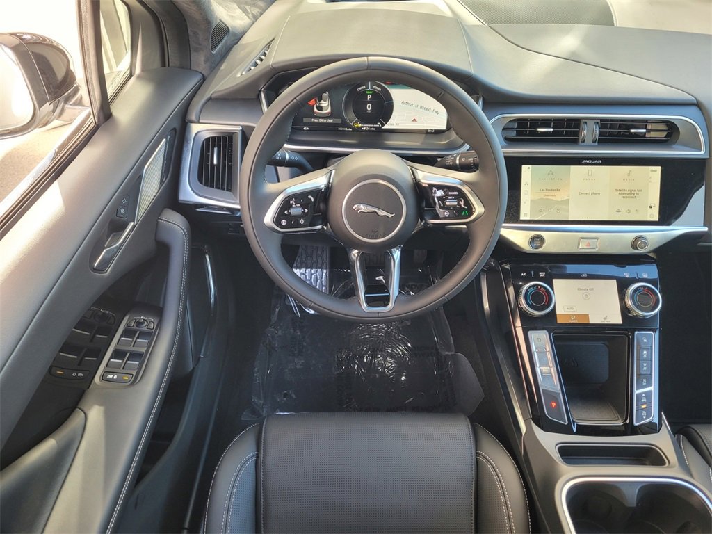 New 2024 Jaguar I-PACE R-Dynamic HSE image 11