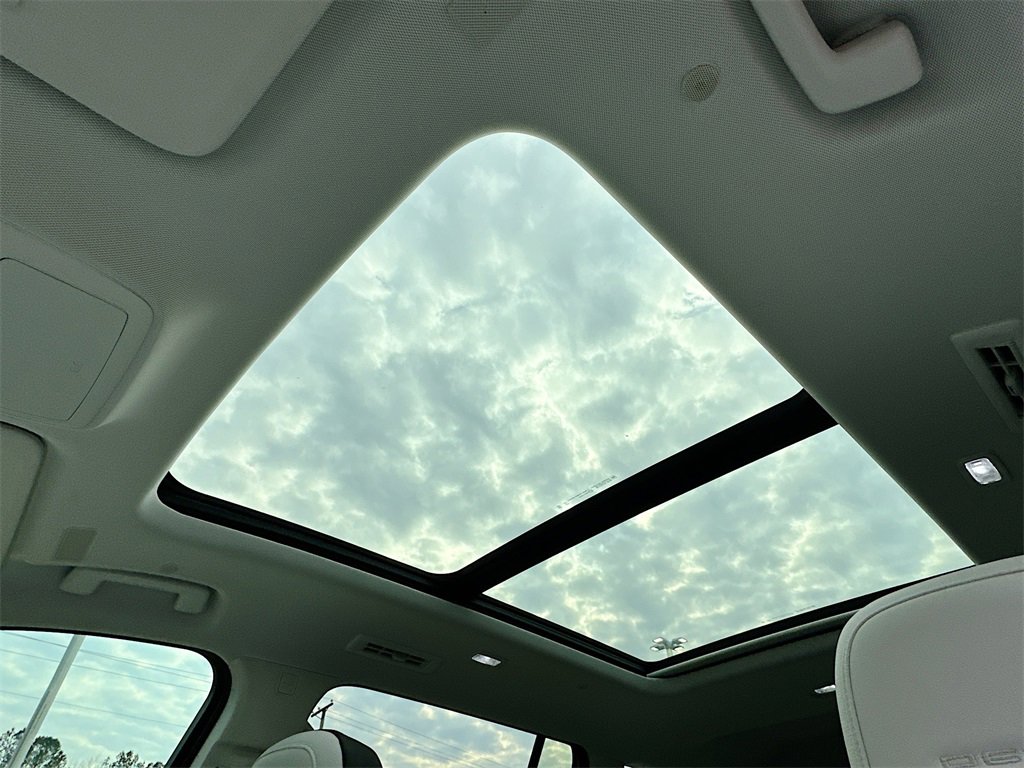 New 2026 GMC Acadia Denali w/ Super Cruise Package image 11