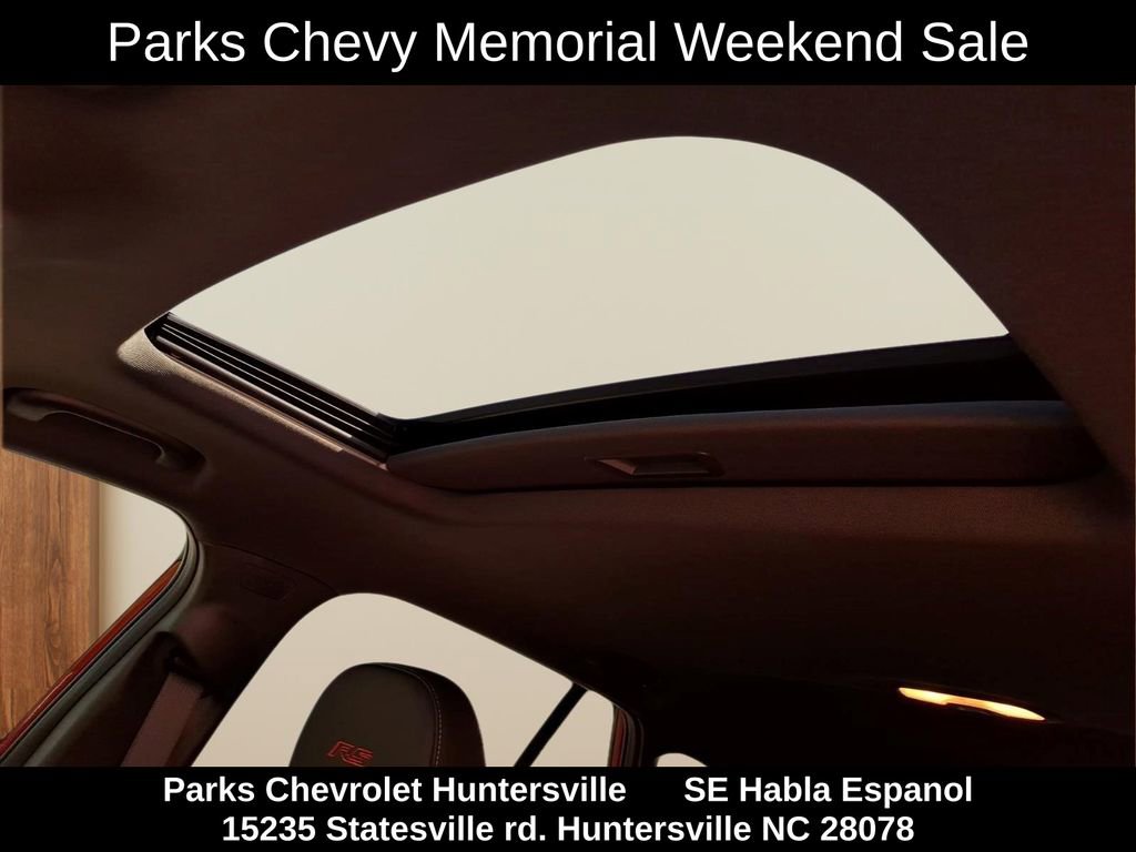 New 2026 Chevrolet Trax RS w/ Sunroof Package FWD image 16