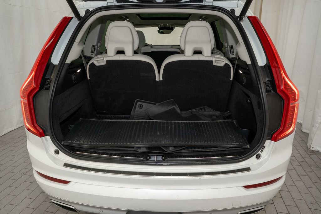 Used 2019 Volvo XC90 T6 Momentum w/ Protection Package Premier image 6