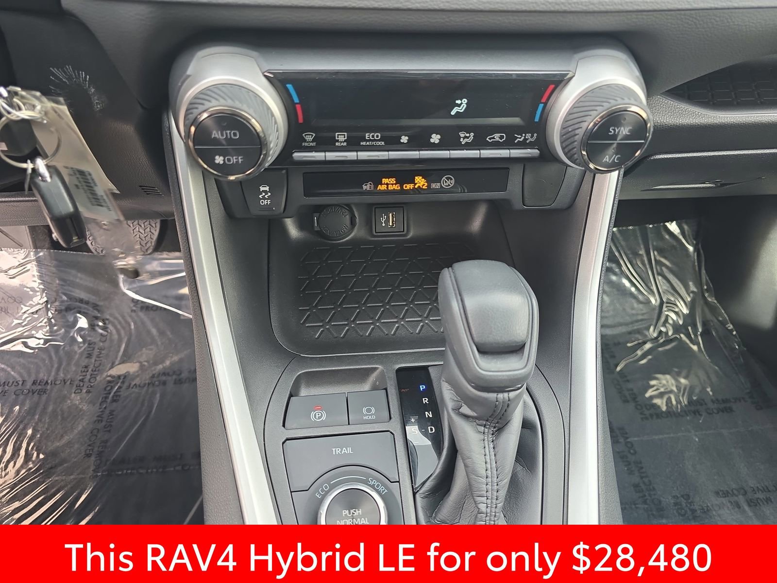 Used 2023 Toyota RAV4 LE image 30