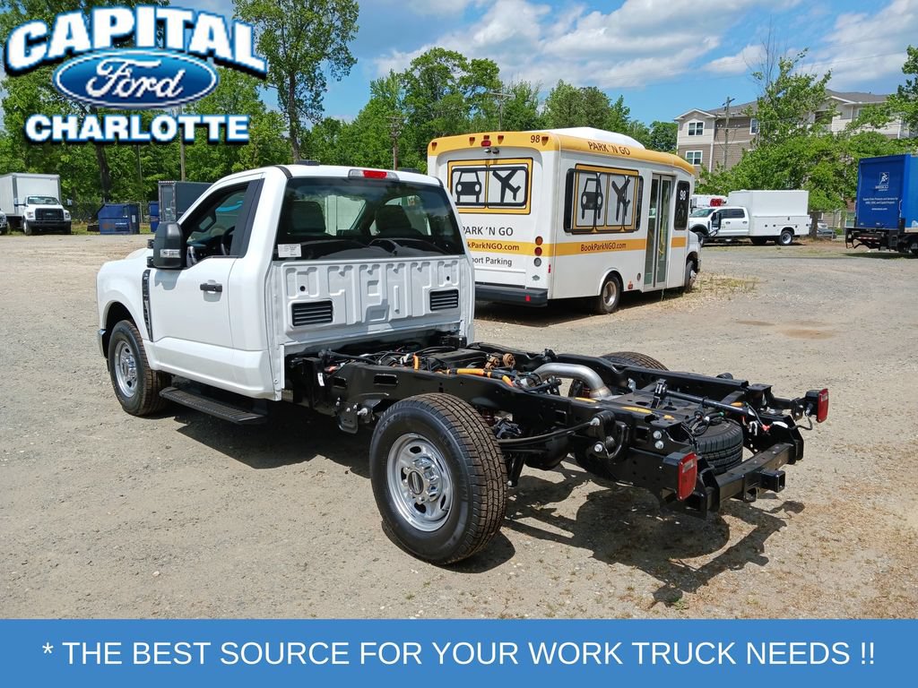 New 2026 Ford F250 XL w/ XL Chrome Package RWD image 3