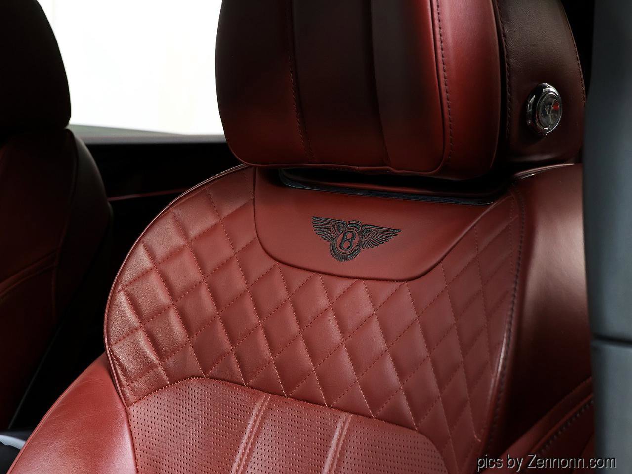Used 2017 Bentley Bentayga image 13