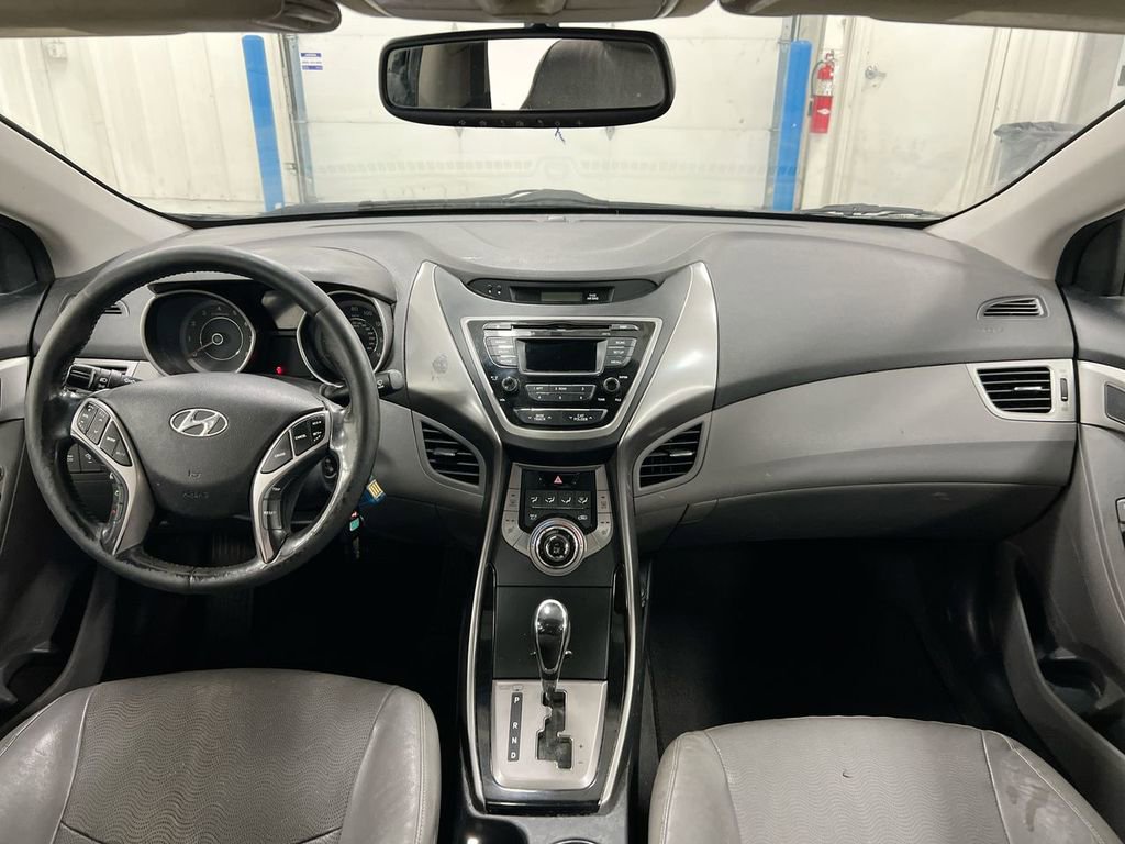 Used 2013 Hyundai Elantra Limited FWD image 10
