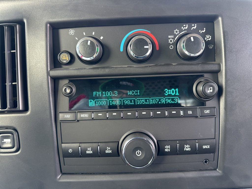 Used 2025 Chevrolet Express 2500 Extended w/ Communications Package image 28