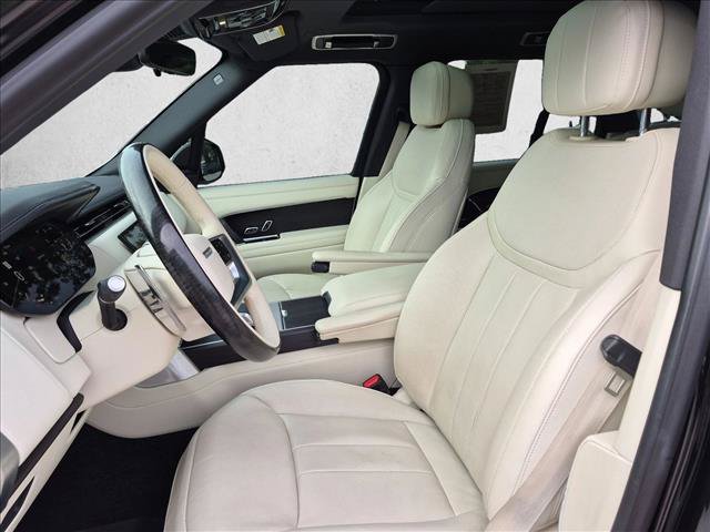 Used 2024 Land Rover Range Rover SE AWD/4WD image 17