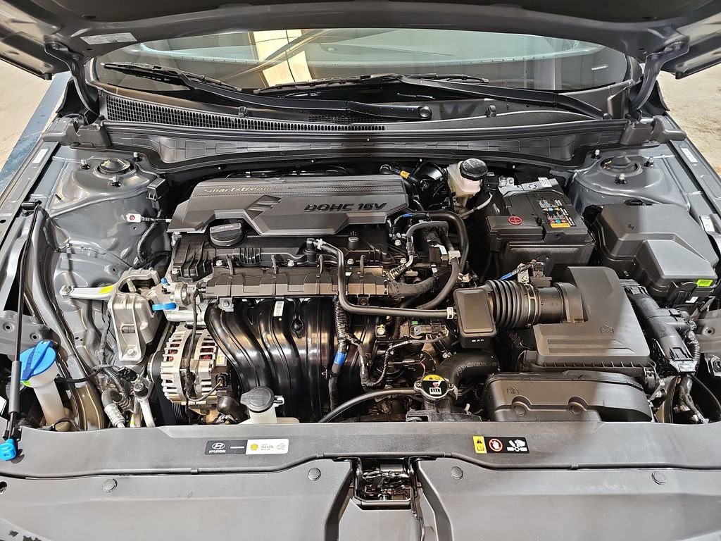 New 2025 Hyundai Elantra Sport image 28