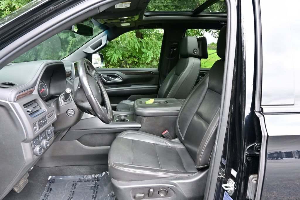 Used 2021 Chevrolet Tahoe Z71 w/ Z71 Off-Road Package AWD/4WD image 12