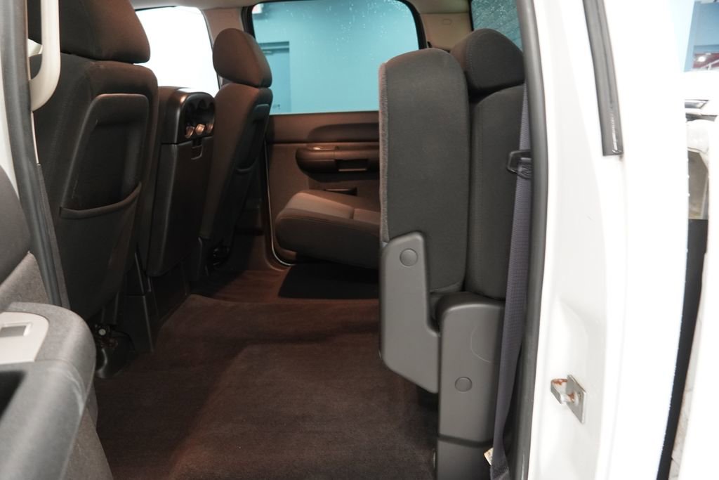 Used 2011 Chevrolet Silverado 1500 LT w/ All-Star Edition AWD/4WD image 24