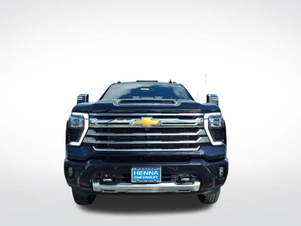 New 2026 Chevrolet Silverado 3500 High Country w/ Technology Package AWD/4WD image 9