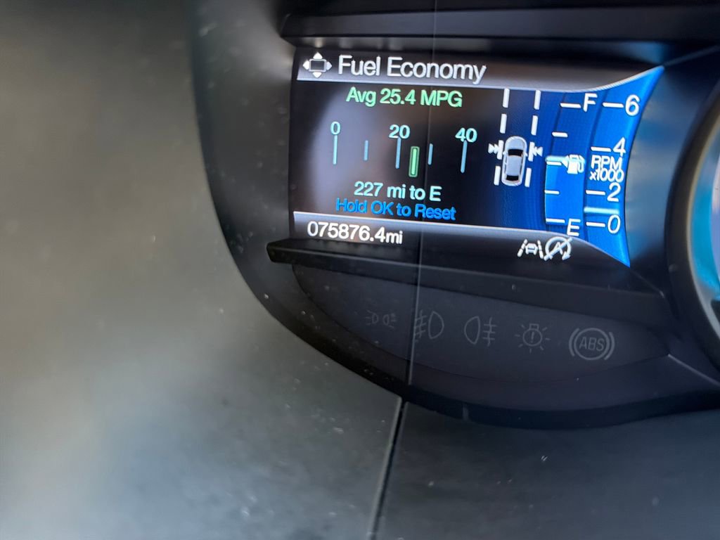 Used 2020 Ford Edge SEL image 16