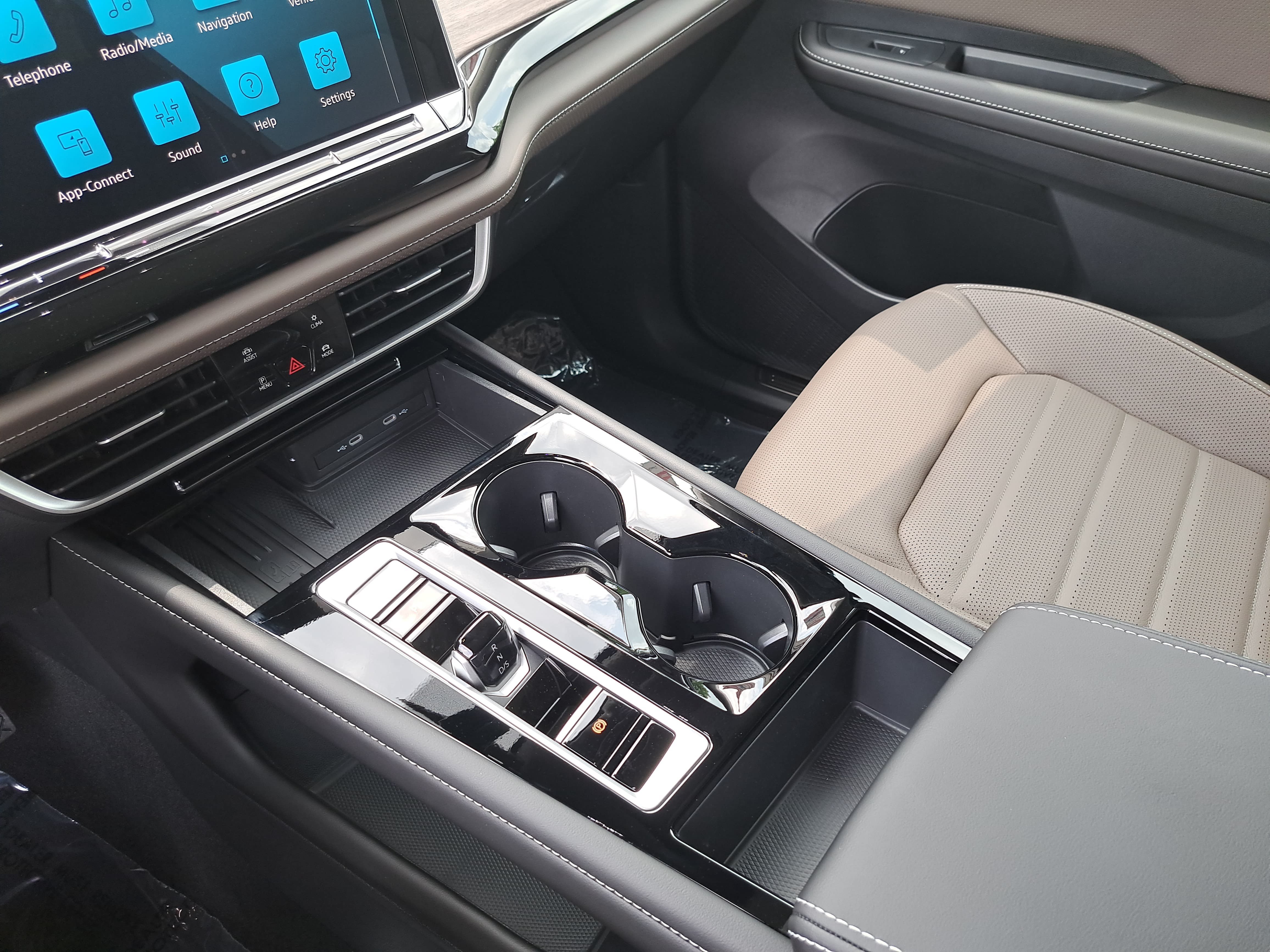 New 2026 Volkswagen Atlas SEL AWD/4WD image 25