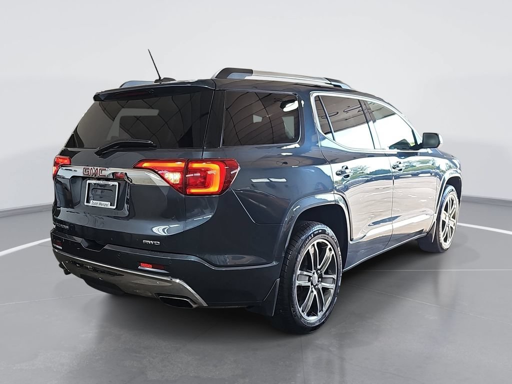 Used 2019 GMC Acadia Denali AWD/4WD image 3