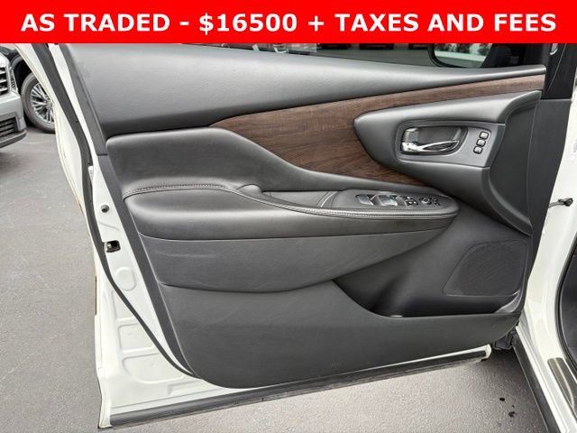 Used 2019 Nissan Murano Platinum w/ Cargo Package FWD image 12