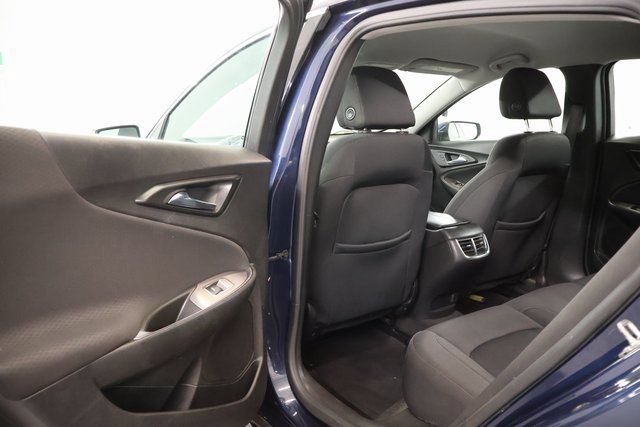 Used 2021 Chevrolet Malibu LT FWD image 27